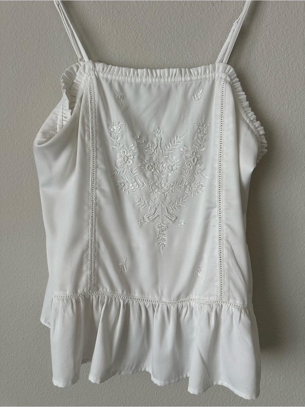 Express White Embroidered Ruffle-Hem Cami Top